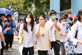 Vì sao học sinh Hà Nội không được điều chỉnh nguyện vọng vào lớp 10 sau khi biết tỷ lệ chọi?