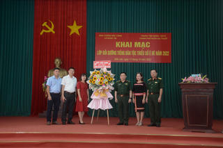 Đắk Lắk: Bồi dưỡng tiếng Ê Đê cho cán bộ, chiến sĩ Lữ đoàn  Đặc công 198