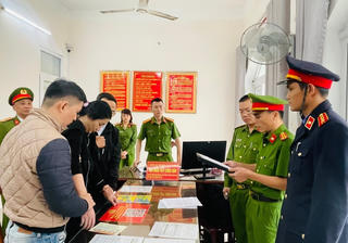 Quảng Nam: Bắt người phụ nữ lừa đảo chiếm đoạt hơn 13 tỷ đồng