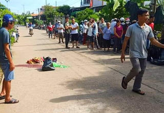 Người đàn ông dùng cây gỗ đánh nhân viên y tế tử vong