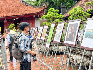 Nhiếp ảnh đưa vẻ đẹp đất nước vươn xa