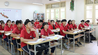 Học sinh đầu cấp tăng: Hà Nội lo quá tải trường lớp