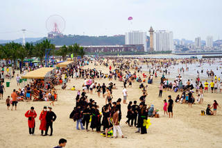 Quảng Ninh: Thu ngân sách 6 tháng đầu năm đạt 28.000 tỷ đồng