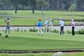 Bắc Ninh: Sẽ xử lý nghiêm nếu có sai phạm trong việc cán bộ chơi Golf trong giờ hành chính