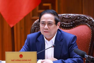 'Xây dựng các nghị định phân cấp, phân quyền mạnh cho chính quyền địa phương'