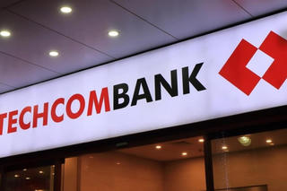 Techcombank tăng vốn điều lệ gấp đôi, 'vượt mặt' 3 ngân hàng lớn trong Big4