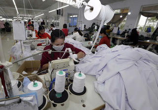 Kinh tế TP Hồ Chí Minh: Những dấu hiệu khởi sắc