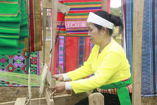 Xu hướng thời trang bền vững dần lên ngôi