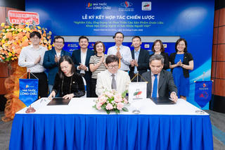 Từ phòng nghiên cứu đến lòng tin: Long Châu bắt tay Viện Công nghệ tiên tiến xây “hàng rào khoa học” chăm sóc sức khỏe người Việt