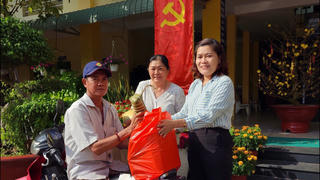 Nghĩa tình kiều bào