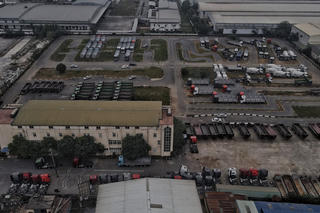 Đại học Đông Đô: Biến sân tập lái thành bãi xe không phép