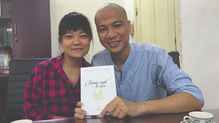 ‘Trăng mật ở viện’ - cuốn sách của ‘chiến binh’ K máu dũng cảm: Hành trình của yêu thương