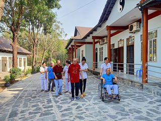 Nghịch cảnh “ba thế hệ”