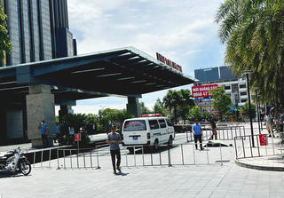 Hà Tĩnh: Bắt hung thủ gây án mạng trước sảnh trung tâm thương mại