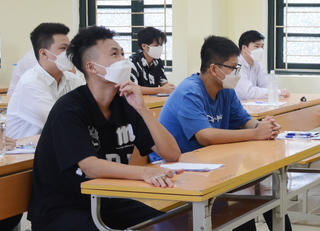 Bộ GDĐT tiếp tục điều chỉnh lịch thanh toán lệ phí xét tuyển đại học
