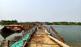 Khẩn cấp chống hạn và xâm nhập mặn