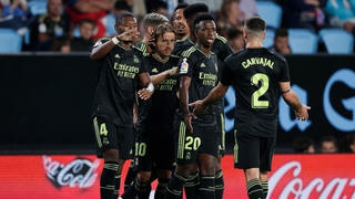 Real Madrid vươn lên ngôi đầu bảng La Liga