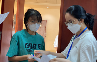 Nở rộ các kỳ thi riêng: Cách nào giữ chất lượng?