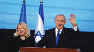 Huyền thoại Netanyahu trở lại