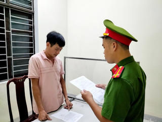 Trên đường mua ma tuý về sử dụng thì bị bắt giữ