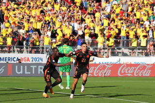 Xác định 4 cặp đấu vào tứ kết Copa America 2024