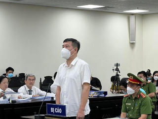 Xét xử cựu đại tá Phùng Anh Lê: Cựu trưởng Công an quận Tây Hồ 'thề độc' giữa tòa