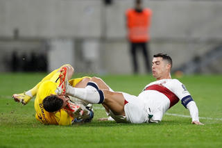 Ronaldo bị 'treo giò' tại vòng loại Euro 2024