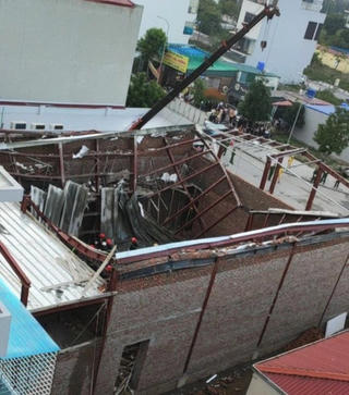 Thái Bình: Khởi tố vụ để sập mái nhà làm 3 người tử vong, nhiều người bị thương