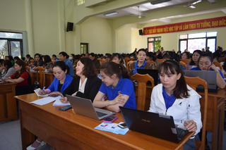 Lâm Đồng: Bồi dưỡng kỹ năng số cho các thành viên của tổ công nghệ số cộng đồng