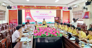 Mặt trận Nghệ An ký kết chương trình phối hợp với Ngân hàng chính sách