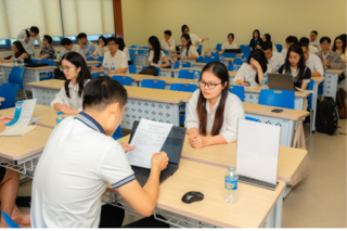 Cầu nối giữa đào tạo và thực tiễn