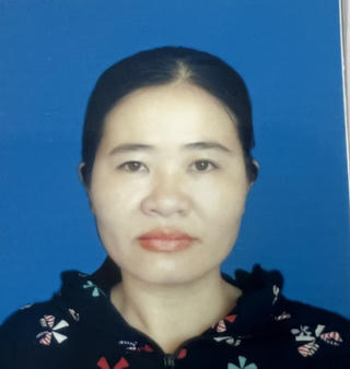 Thấy đồng nghiệp vừa rút tiền, người phụ nữ liền bám theo rồi ‘móc cốp’