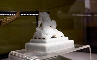 Phương án chặn tình trạng mất cắp bảo vật?