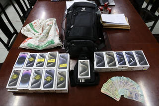 Hai thanh niên đột nhập cửa hàng FPT trộm tài sản trị giá 1,5 tỷ đồng