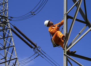 Thường trực nỗi lo thiếu điện