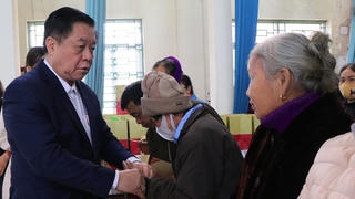 Trưởng ban Tuyên giáo Trung ương Nguyễn Trọng Nghĩa thăm, chúc Tết tại Phú Thọ