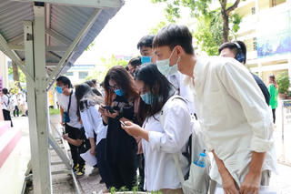 Hà Nội khảo sát toàn thành phố với học sinh lớp 12