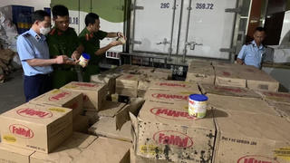 Thu giữ gần 10 tấn kem sữa quá hạn sử dụng