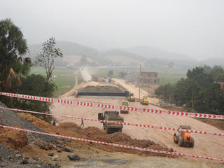 Phú Thọ: Tăng tốc hoàn thành đường liên vùng hơn 2.000 tỷ đồng