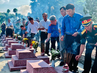 Huyện Biên giới Buôn Đôn (Đắk Lắk): Nhiều hoạt động 'Đền ơn, đáp nghĩa'