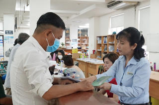 TP Hồ Chí Minh: Còn 3.759 người chưa nhận lương hưu và trợ cấp xã hội tháng 1 và 2