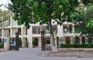 Thái Bình: Liên quan bài bạc, 4 cán bộ sở bị tạm đình chỉ công tác