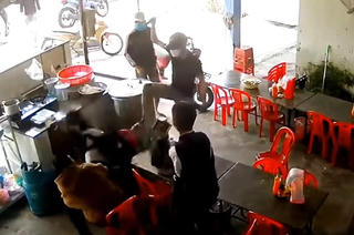 [CLIP] Quảng Nam: Điều tra nhóm thanh niên đánh 2 nam sinh bị thương