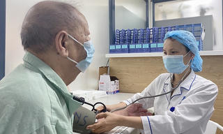 Trời lạnh, người già đề phòng đột quỵ não