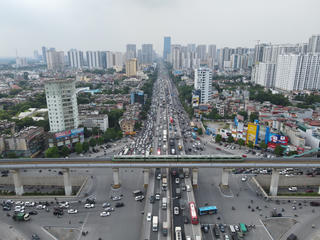 Hạ tầng giao thông Hà Nội phát triển ra sao sau 15 năm mở rộng địa giới hành chính?