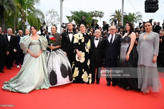 Thời trang tại LHP Cannes 2023 ngày thứ 5 có gì ấn tượng?