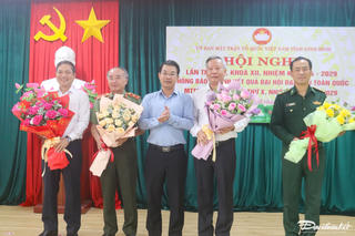 Mặt trận Ninh Bình kết nạp thêm 2 tổ chức thành viên