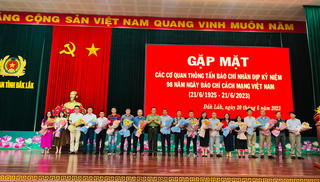 Đắk Lắk: Công an tỉnh gặp mặt báo chí