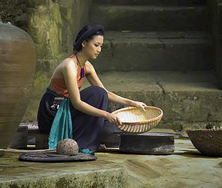 Chữ ngồi trong thi ca Việt