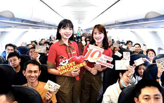 Mừng kỷ niệm 'chuyến bay nụ cười' đến Singapore, Vietjet tặng 10.000 vé bay chỉ từ 0 đồng